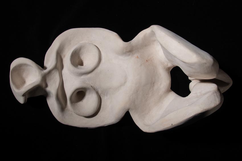 Angelo Di Mario, scultura, donna, 1991, creta bianca, 22x31x19